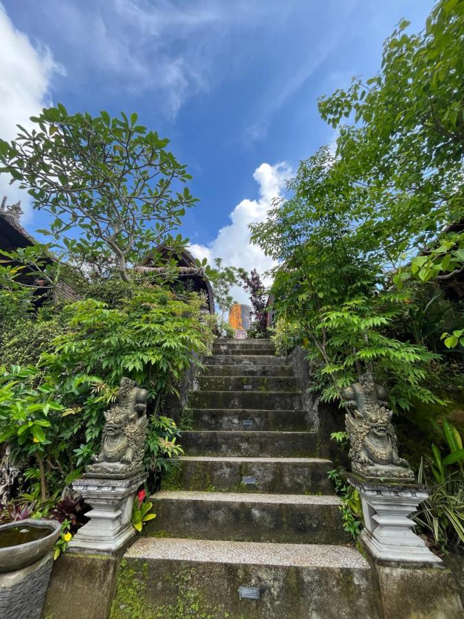 Holy Hills Bungalow Nusa Penida Batumadeg Экстерьер фото