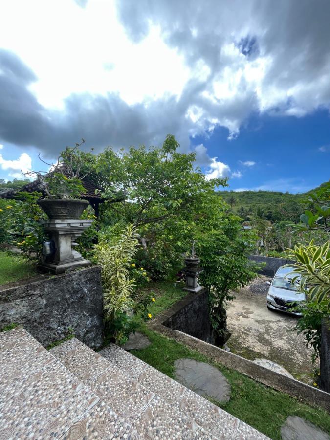 Holy Hills Bungalow Nusa Penida Batumadeg Экстерьер фото